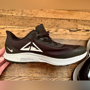 Women’s Nike Trail Pegasus 36 - Size 10.5 - like new